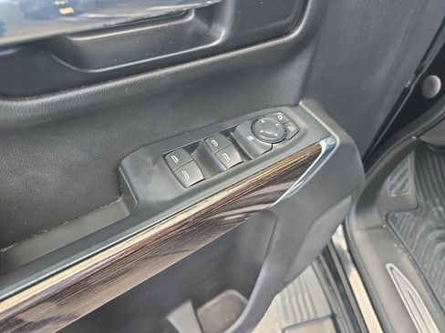 Used 2021 GMC Sierra 1500 Elevation w/ X31 Off-Road Package image 17