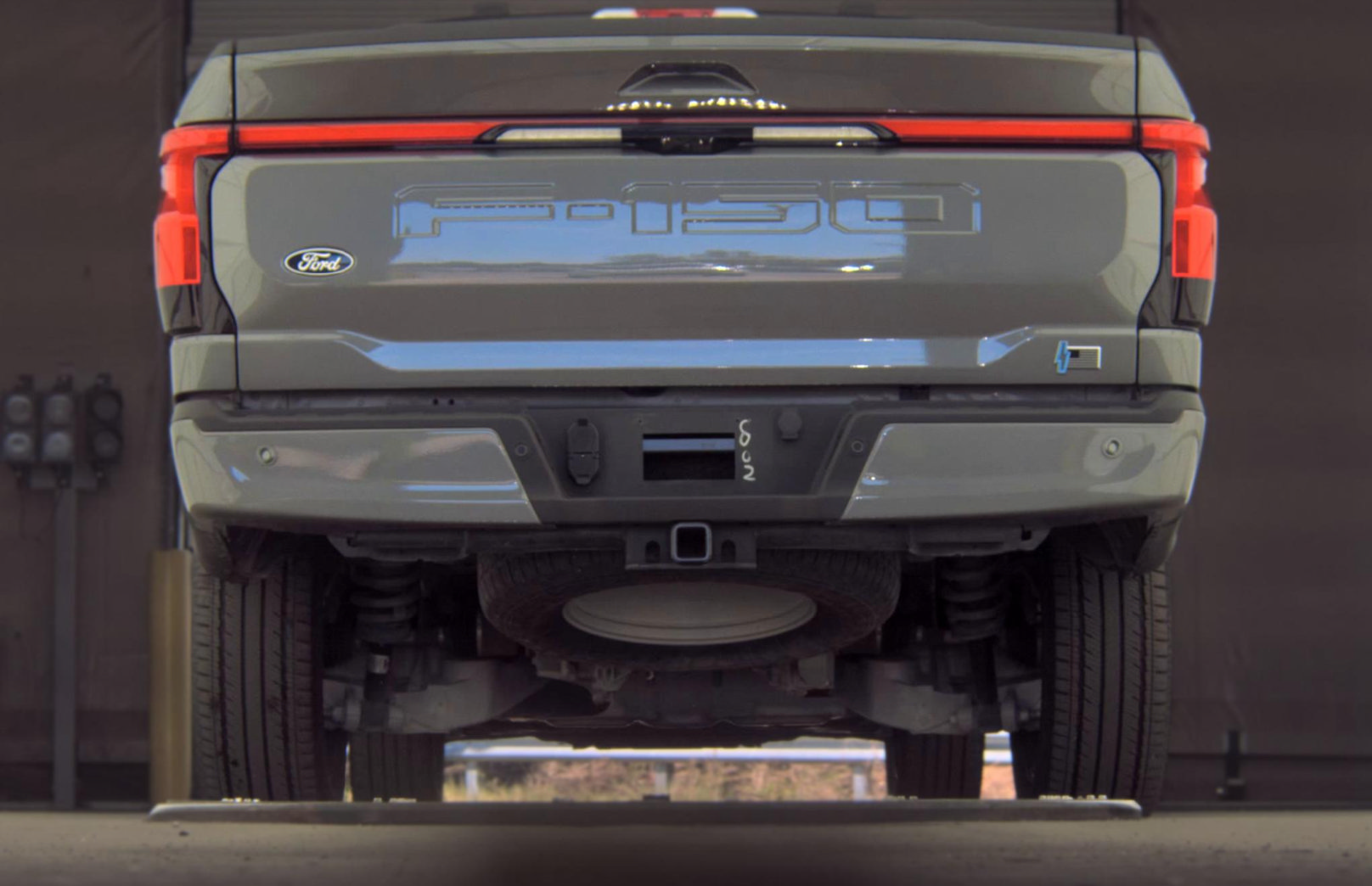 Used 2025 Ford F150 Lightning Platinum AWD/4WD image 6