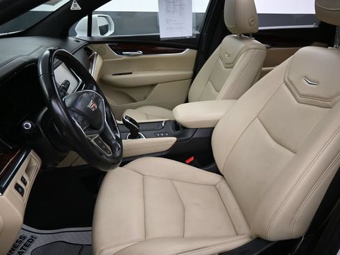 Used 2018 Cadillac XT5 Premium Luxury AWD/4WD image 27
