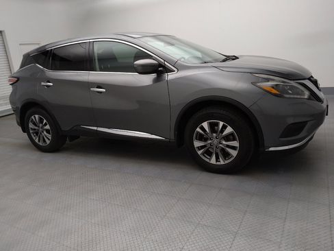 Used 2018 Nissan Murano S image 11