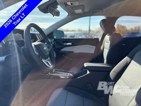 New 2026 Chevrolet Trax LT image 9