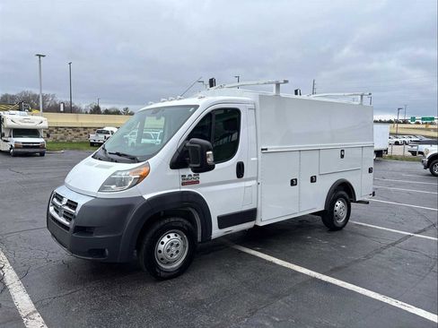 Used 2018 RAM ProMaster 3500 w/ Premium Appearance Group image 4