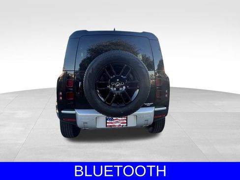 Used 2025 Land Rover Defender 110 S image 5