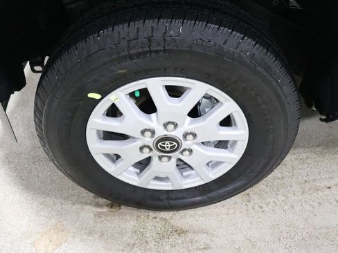 New 2026 Toyota Tacoma SR5 w/ SR5 Upgrade Package image 7