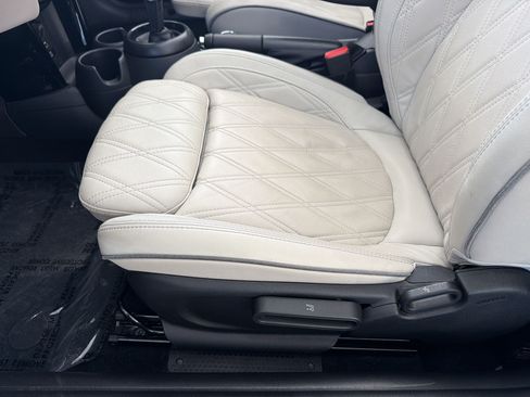 Certified 2024 MINI Cooper S FWD image 15