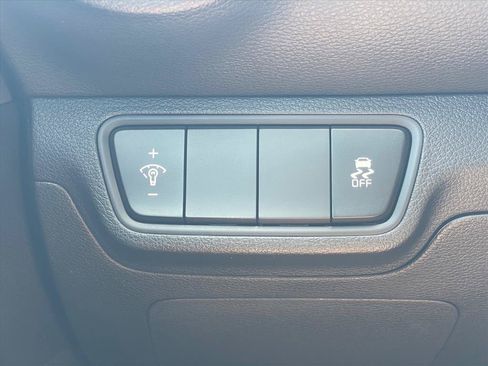 Used 2024 Kia Forte LXS FWD image 19