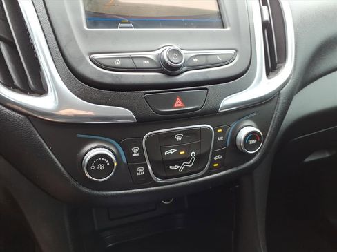 Used 2019 Chevrolet Equinox LT image 25