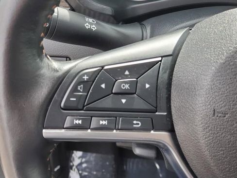 Certified 2025 Nissan Sentra SR w/ SR Premium Package FWD image 19