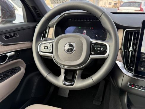 New 2026 Volvo XC90 B5 Plus image 8