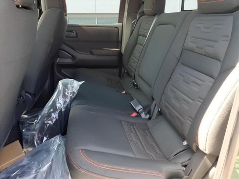 New 2026 Nissan Frontier PRO-4X w/ Pro-4x Convenience Package image 14