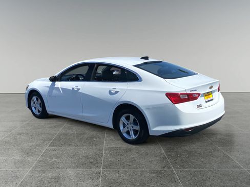 Used 2024 Chevrolet Malibu LS FWD image 3