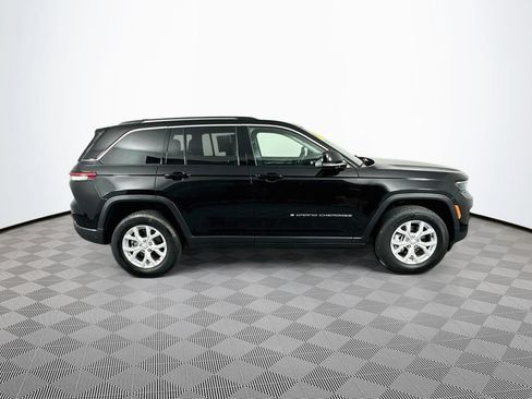 Certified 2024 Jeep Grand Cherokee Limited AWD/4WD image 13