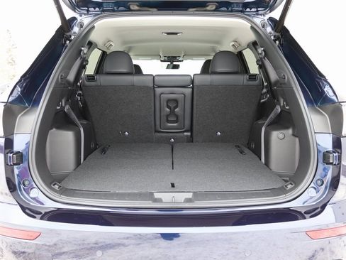 Used 2025 Mitsubishi Outlander SE image 33