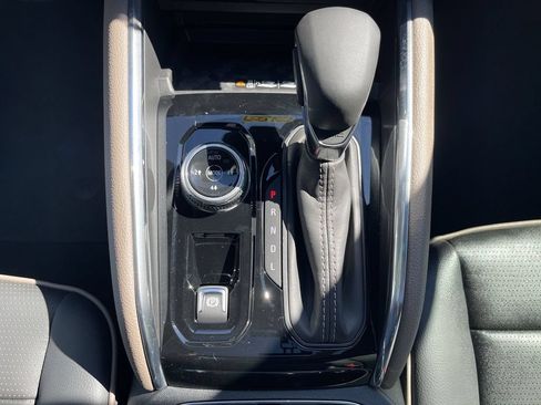 New 2026 GMC Canyon Denali AWD/4WD image 16