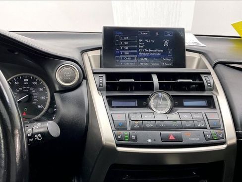 Used 2016 Lexus NX 200t FWD image 5