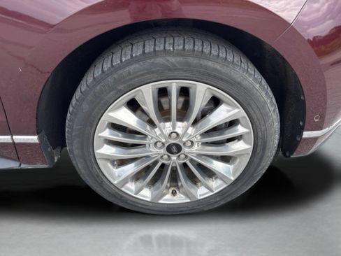 Used 2021 Ford Edge Titanium w/ Equipment Group 301A AWD/4WD image 44