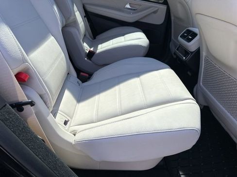 New 2026 Mercedes-Benz GLS 450 4MATIC image 36