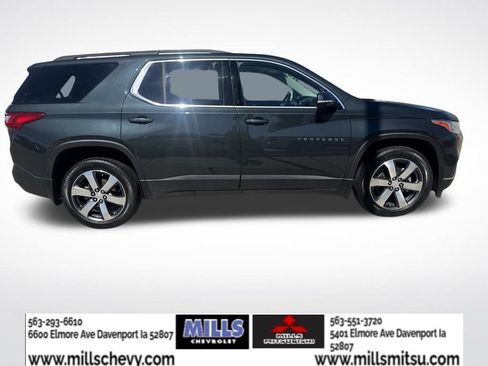 Used 2020 Chevrolet Traverse LT w/ LT Premium Package AWD/4WD image 6