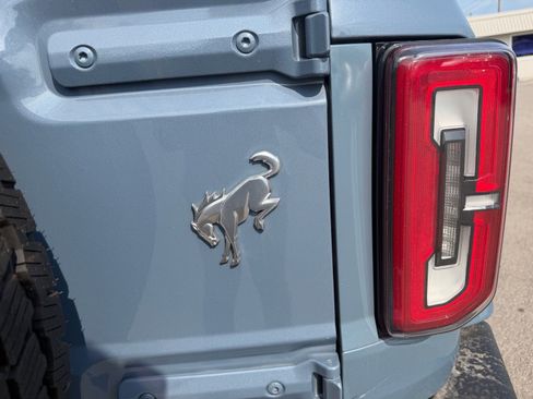 Used 2023 Ford Bronco Outer Banks AWD/4WD image 21
