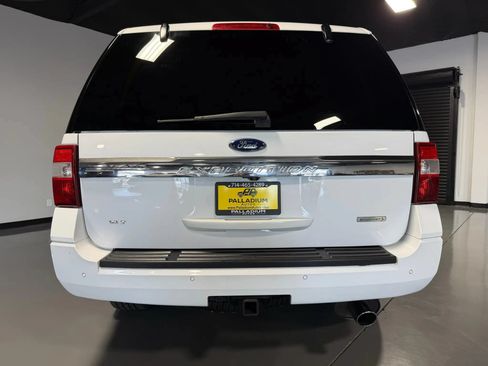 Used 2017 Ford Expedition XLT AWD/4WD image 3