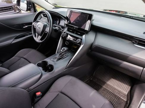 Used 2023 Toyota Venza LE AWD/4WD image 58