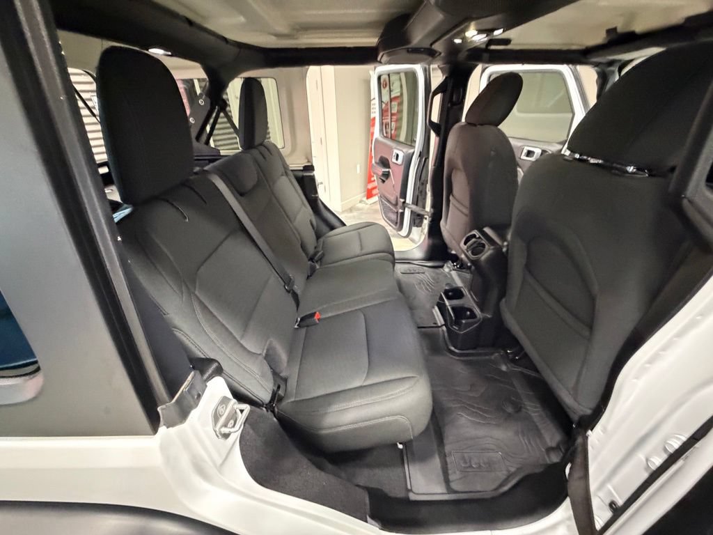 Used 2020 Jeep Wrangler Unlimited Sport AWD/4WD image 46