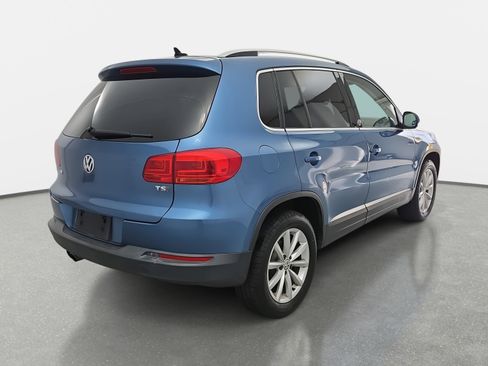Used 2017 Volkswagen Tiguan Wolfsburg Edition image 3