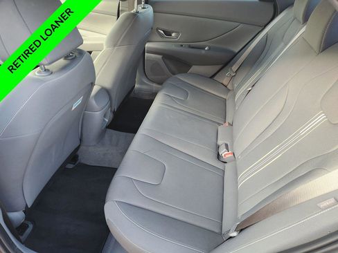 New 2025 Hyundai Elantra SEL image 30