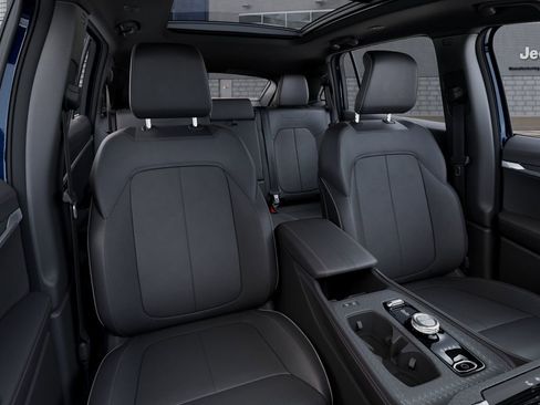 New 2025 Jeep Wagoneer S Limited AWD/4WD image 16