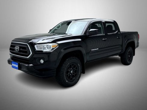 Used 2020 Toyota Tacoma SR5 AWD/4WD image 1