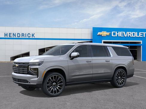 New 2026 Chevrolet Suburban High Country image 3