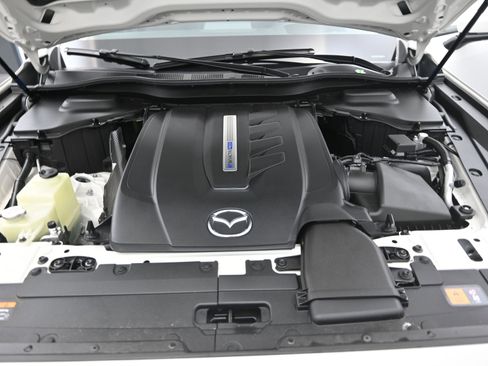 Used 2024 MAZDA CX-90 Plug-In Hybrid w/ Premium Pkg image 19