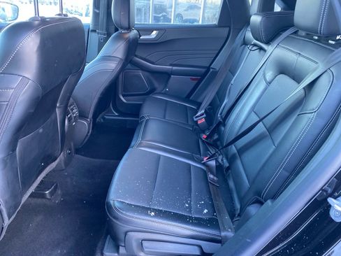 Used 2025 Ford Escape Platinum image 18