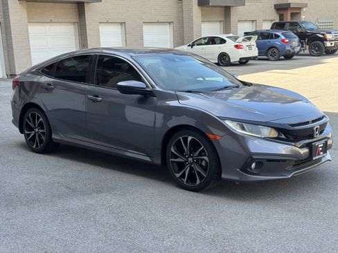 Used 2019 Honda Civic Sport image 7