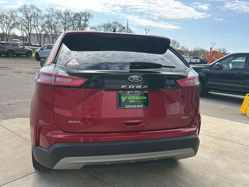 Used 2024 Ford Edge SEL w/ Convenience Package AWD/4WD image 4