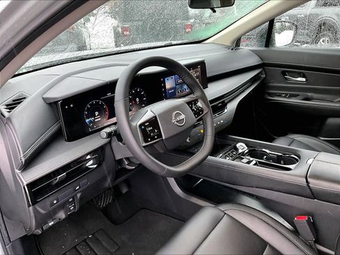 Certified 2025 Nissan Murano SV image 8