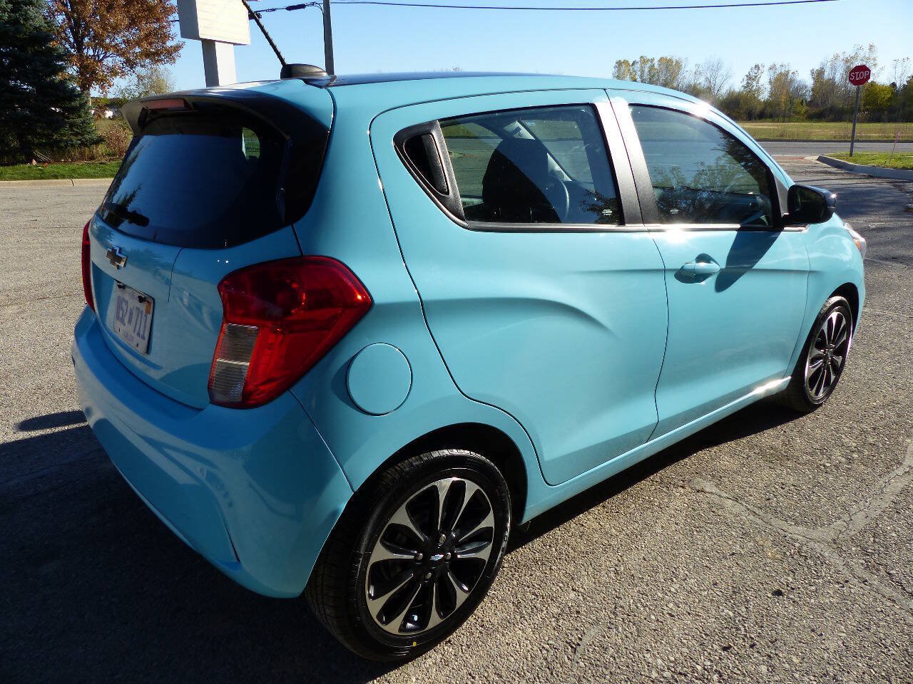 Used 2022 Chevrolet Spark LT w/ Spark Special Edition FWD image 10