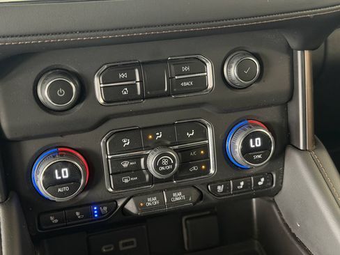 Used 2023 Chevrolet Tahoe High Country AWD/4WD image 48