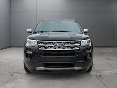 Used 2019 Ford Explorer XLT w/ Equipment Group 202A AWD/4WD image 2