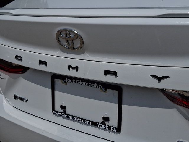 Used 2025 Toyota Camry SE FWD image 31