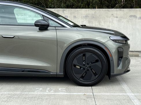 Used 2026 Lucid Gravity Grand Touring image 33