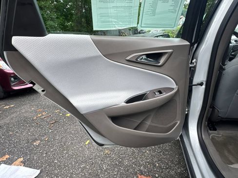 Used 2018 Chevrolet Malibu Hybrid FWD image 22