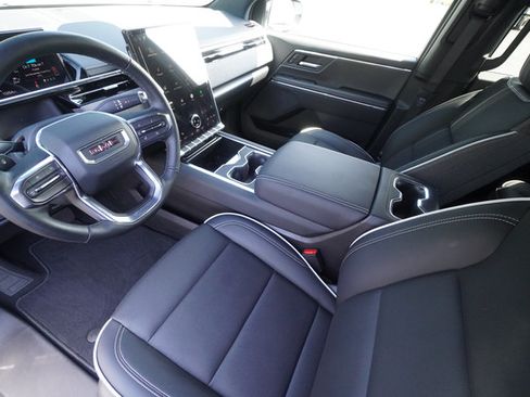 Used 2026 GMC Sierra EV Elevation AWD/4WD image 25