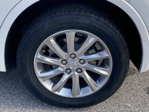 Used 2020 Buick Envision Essence image 30