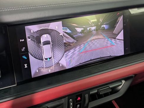New 2026 Porsche Cayenne GTS AWD/4WD image 32