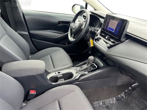 Used 2023 Toyota Corolla LE image 20