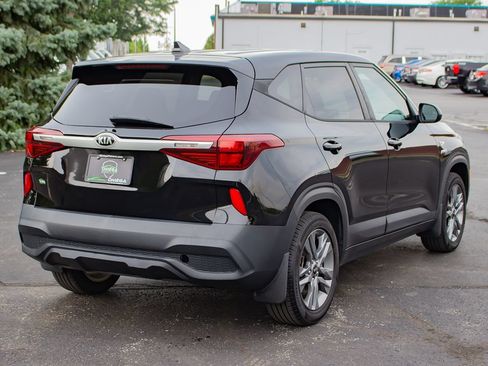 Used 2021 Kia Seltos LX AWD/4WD image 9