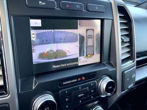 Used 2020 Ford F150 Platinum w/ Equipment Group 701A Luxury image 28