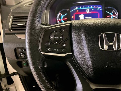 Used 2020 Honda Pilot LX image 21
