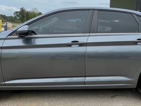 Used 2021 Volkswagen Jetta R-Line image 7